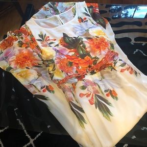 Gorgeous Floral White Maxi Dress Size 14 NWT